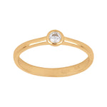 8ct. gold ring w/cz
