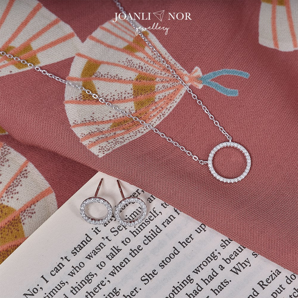 Cirkel vedhæng ANNANOR m/ kæde