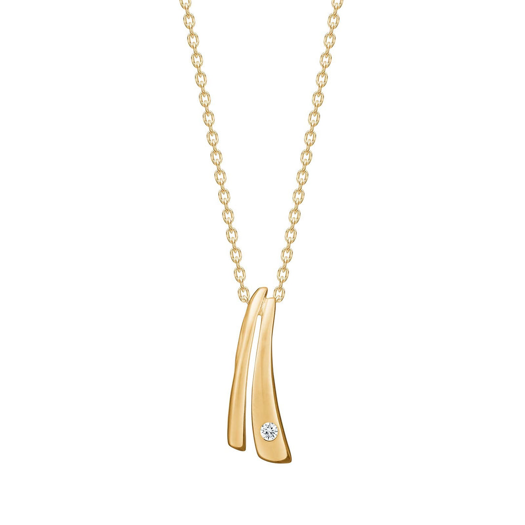 8ct. gold pendant  w. cz