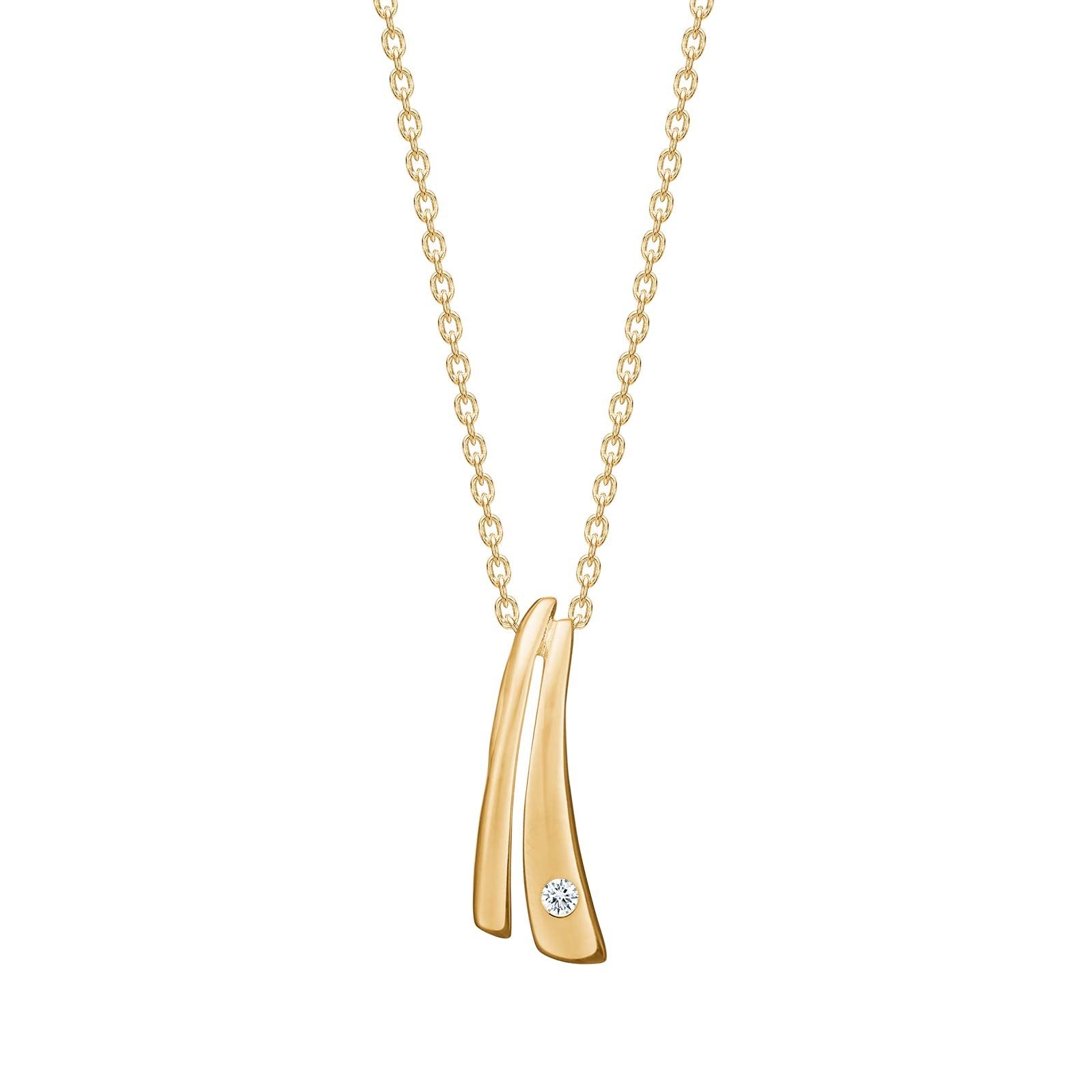 8ct. gold pendant  w. cz