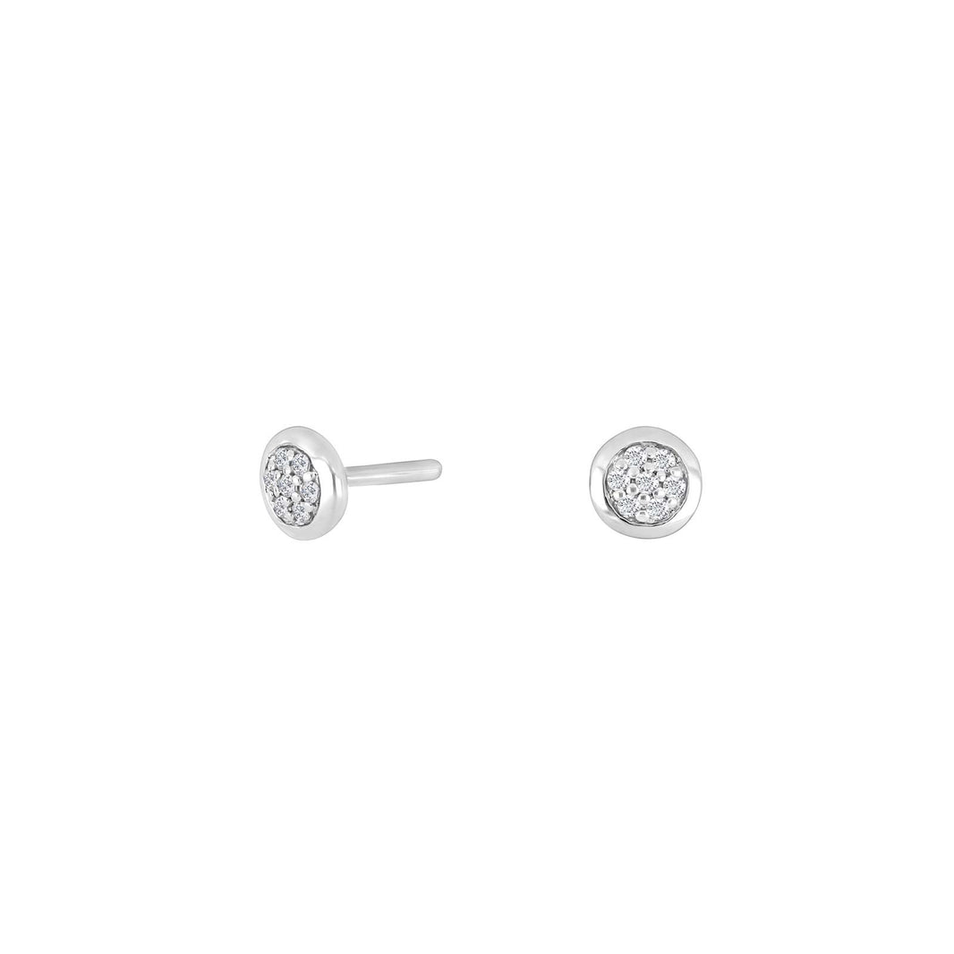 14kt. hvidguldsørestikker pave m/dia. 0.045ct W/SI