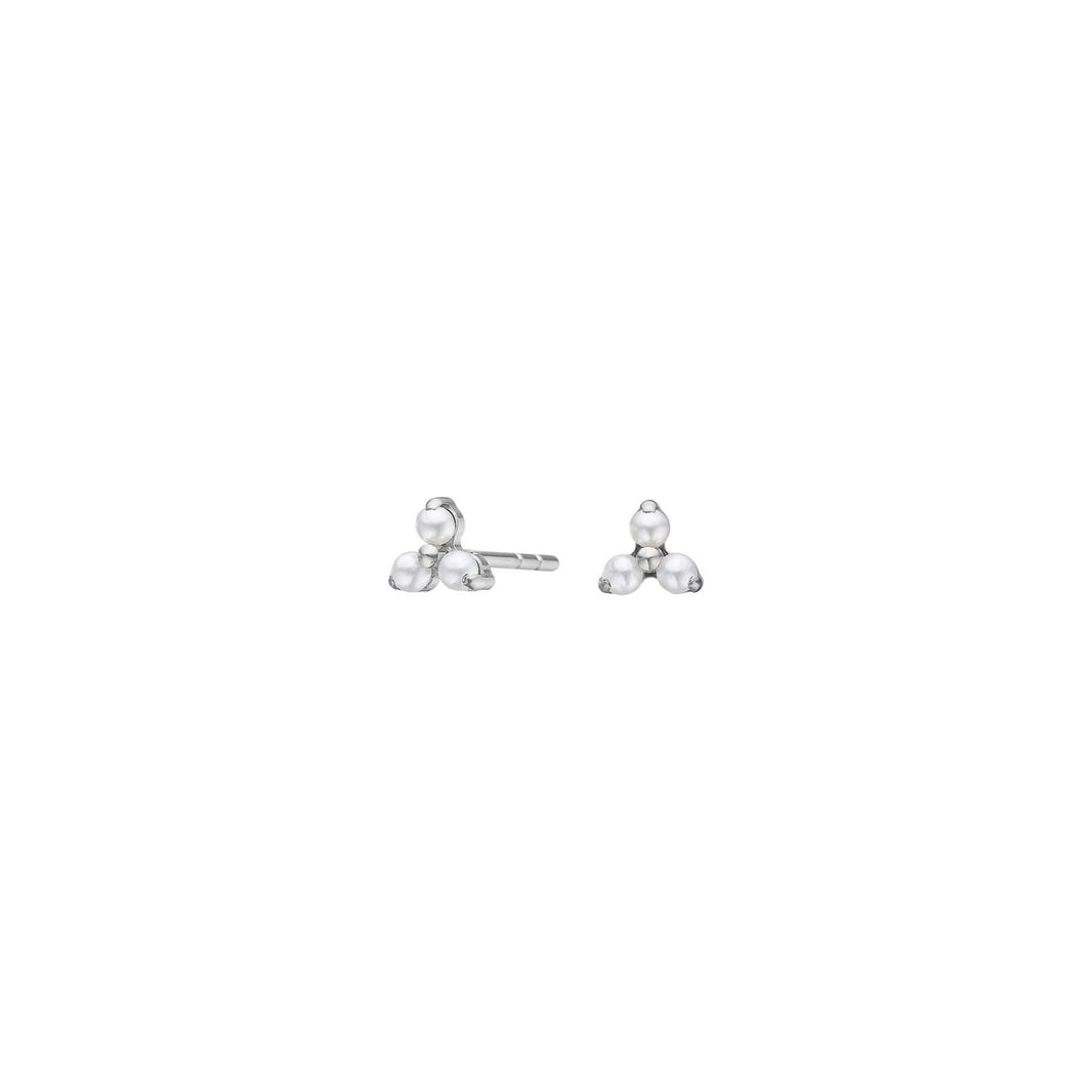 Titanium ear studs w. 3 pearls