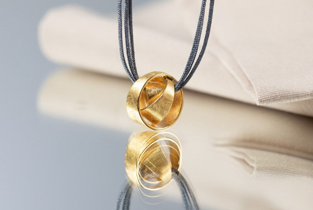 925/- pendant, gp scratch