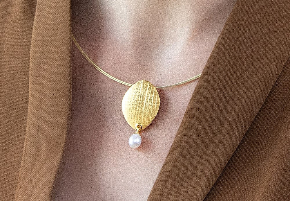 925/- Vedhæng fg børstet/blank, kulturperle 3,48ct