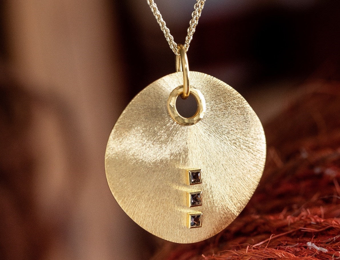 925/- Vedhæng, mat/børstet fg, RQ 0,21ct