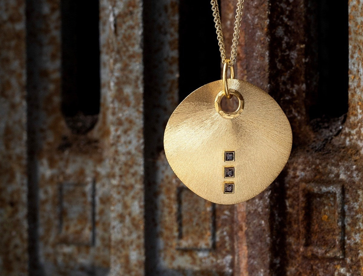 925/- Vedhæng, mat/børstet fg, RQ 0,21ct