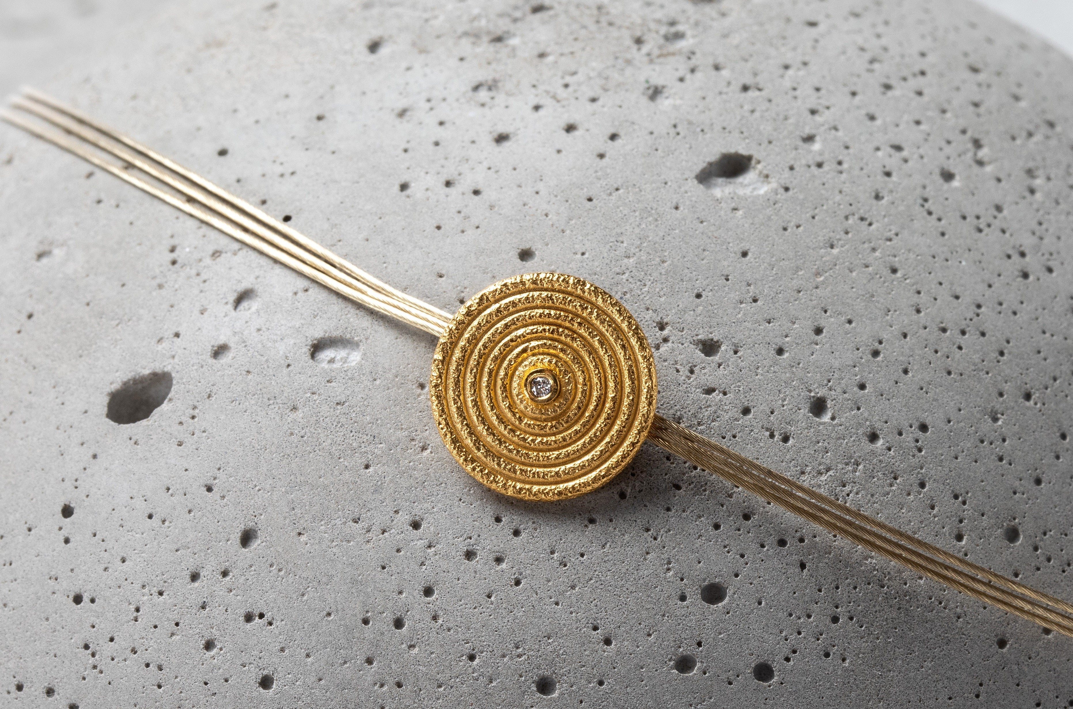 925/- Vedhæng fg mat/børstet, brillant 0,02ct W-SI