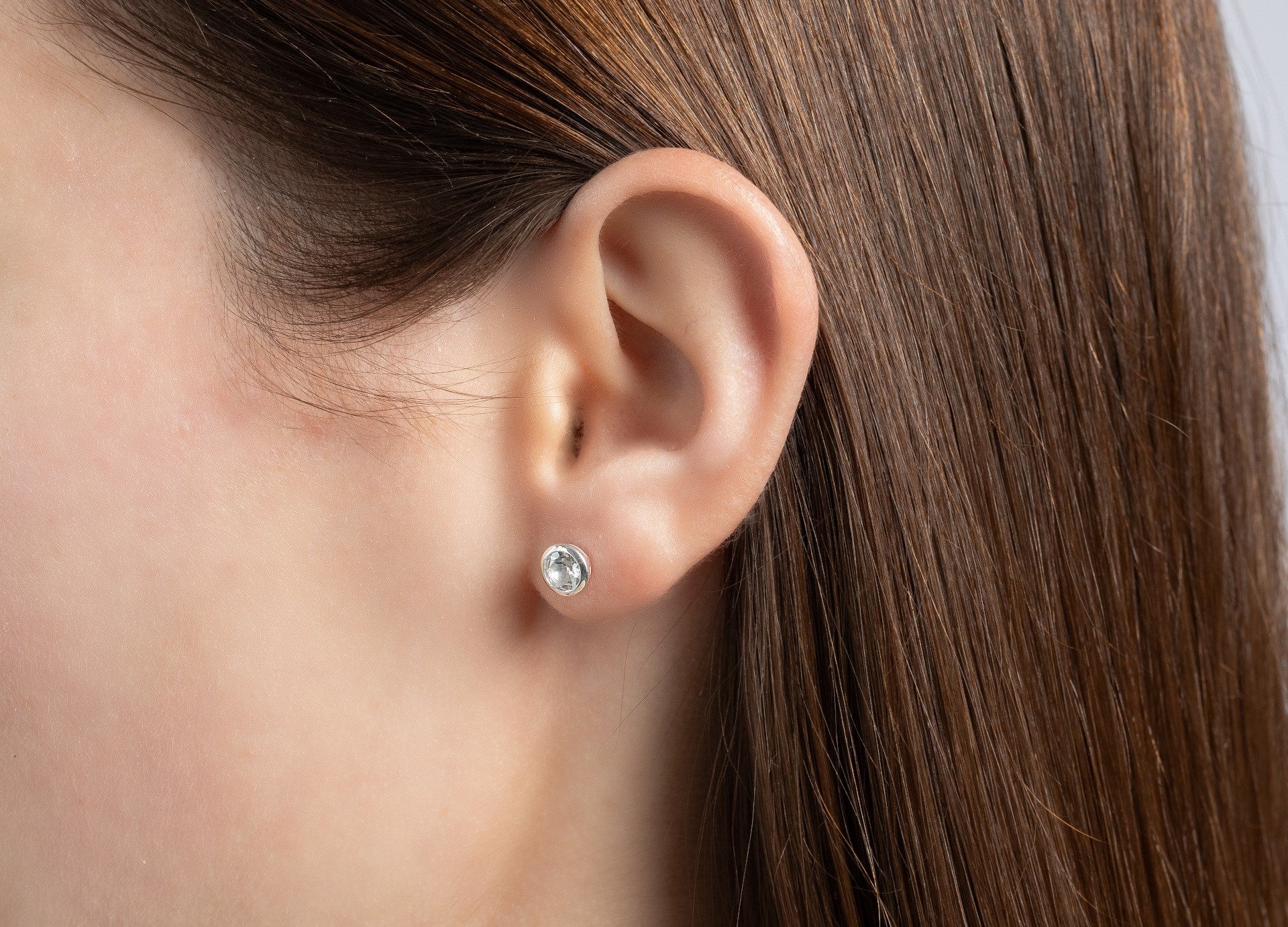 925/- Earrings polished, white topaz 1.20ct