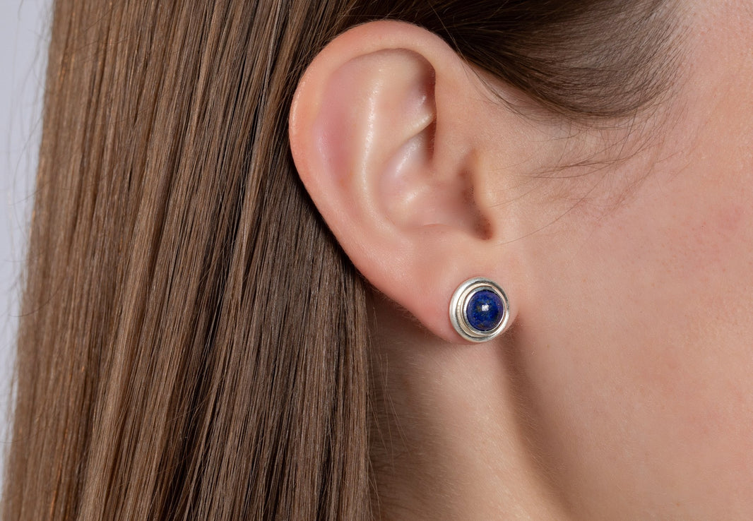 925/- Earrings matte/polished, lapis 2.72 ct