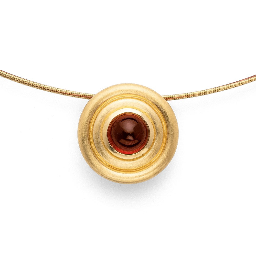 925/- pendant, gp satin/pol., garnet 1,38ct