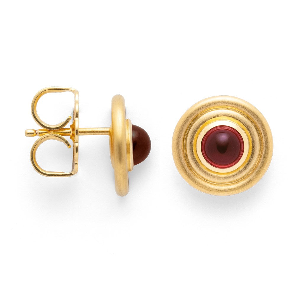 925/- earstud, gp satin/pol., garnet 1,65ct