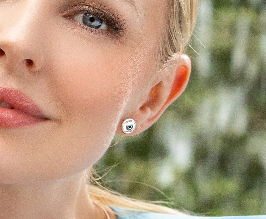 925/- Earrings matt, Topaz London Blue 0.14ct