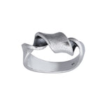 Twisted silver ring - matt and oxide. 7 mm