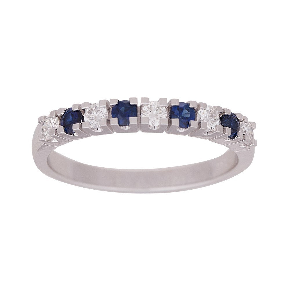 14 carat Wg ring w. Sapphire + dia. 0.25carat W/SI