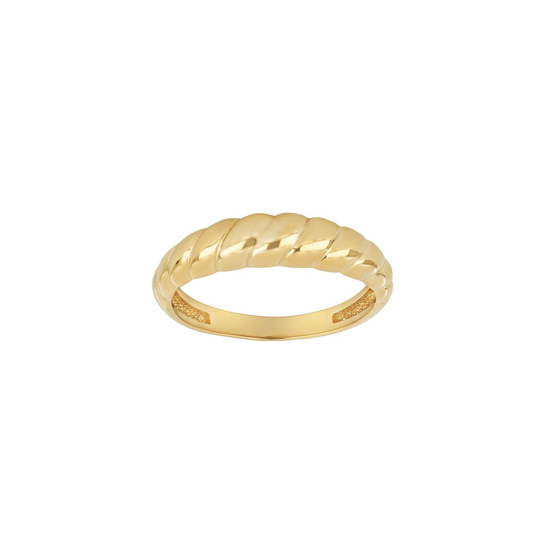 8ct. gold ring