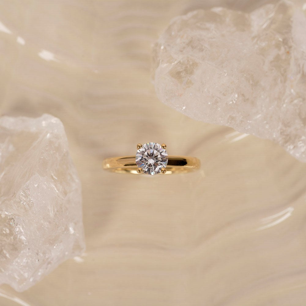 LUXURY Classic rund 14kt. Goldring m. Lab Grown Diamant 1,0ct TW/VS2