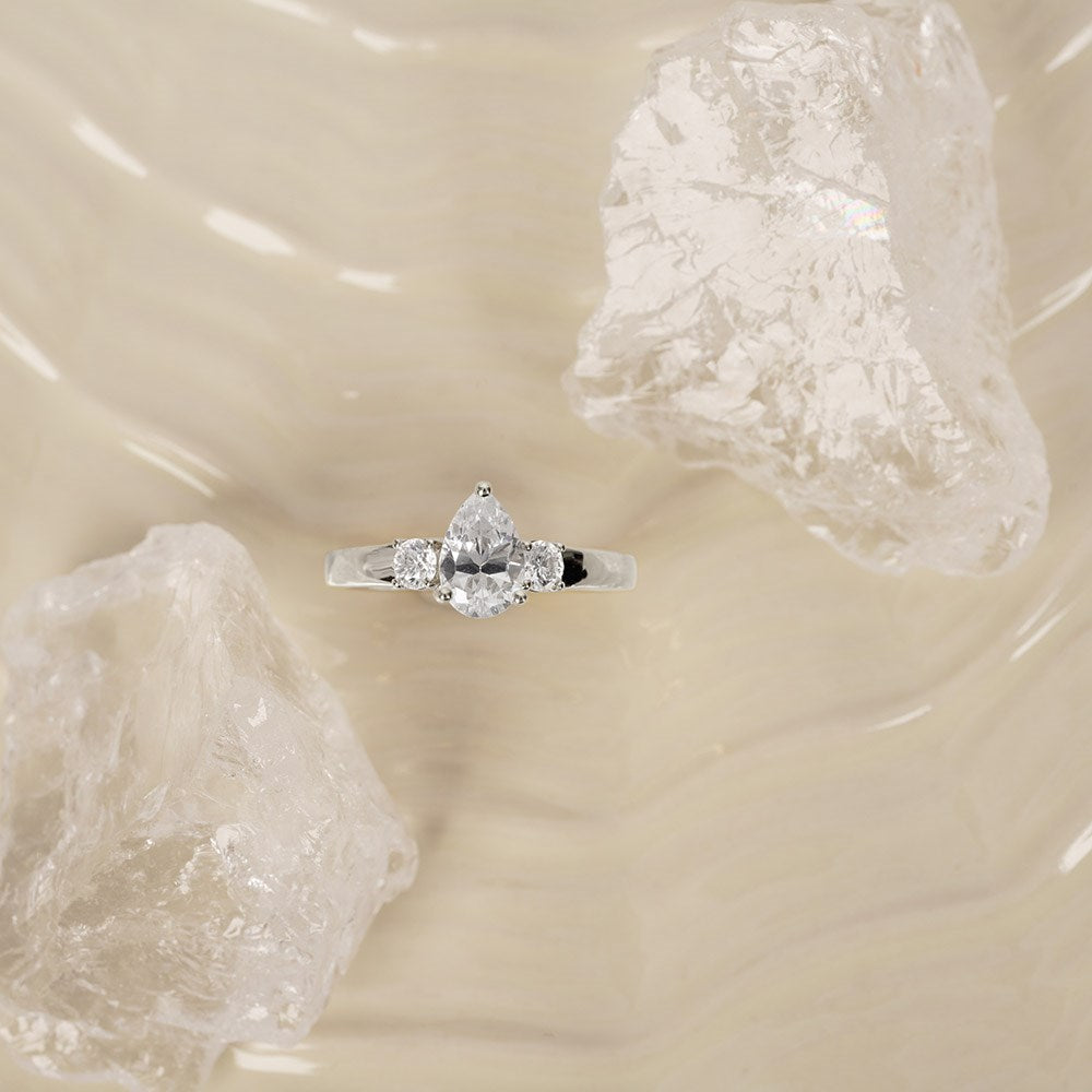 LUXURY Classic Tropfen 14kt. Goldring m. Lab Grown Diamant 1,33ct TW/VS2 - 50 / Rotgold
