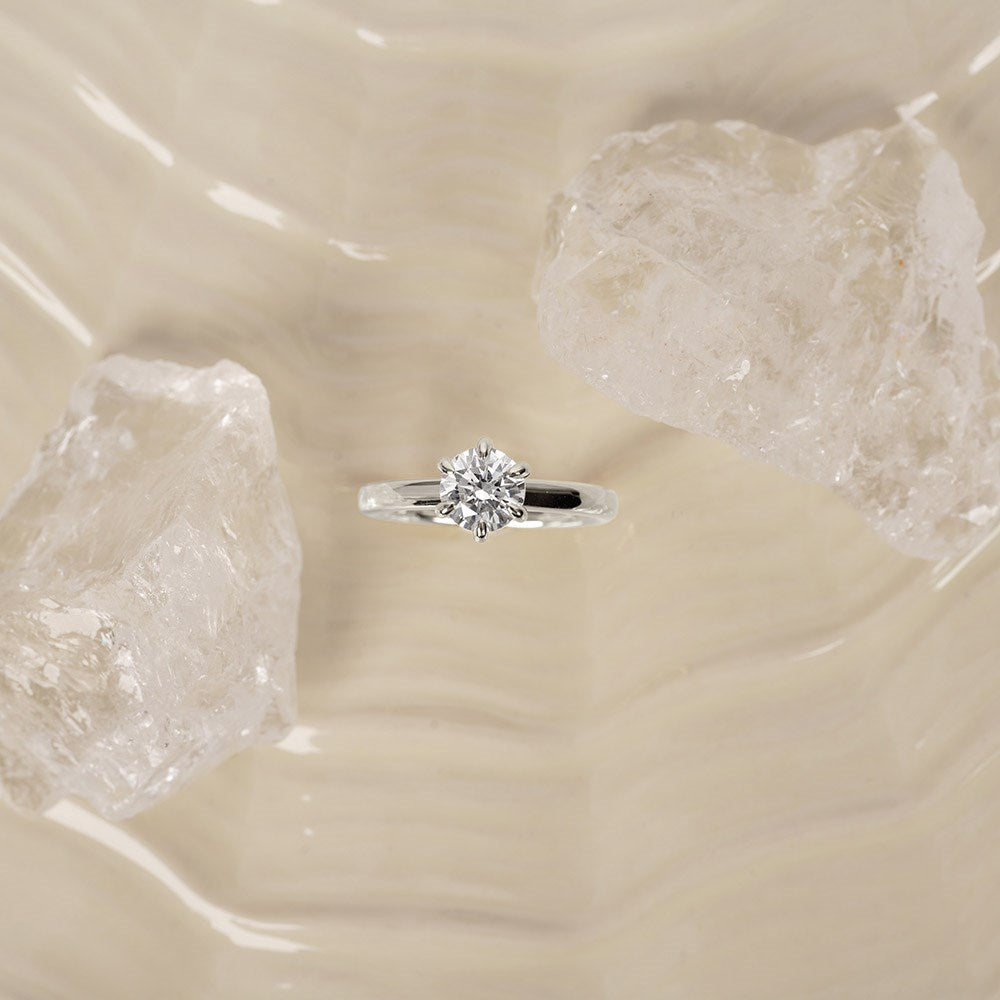 LUXURY Modern rund 14kt. Goldring m. Lab Grown Diamant 1,0ct TW/VS2 - 50 / Rotgold