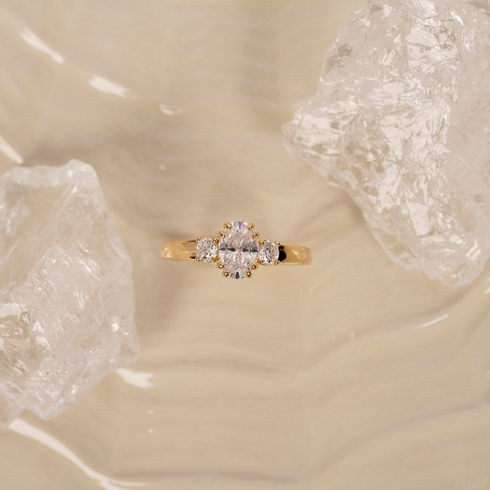 LUXURY Modern oval 14kt. Goldring m. Lab Grown Diamant 1,33ct TW/VS2