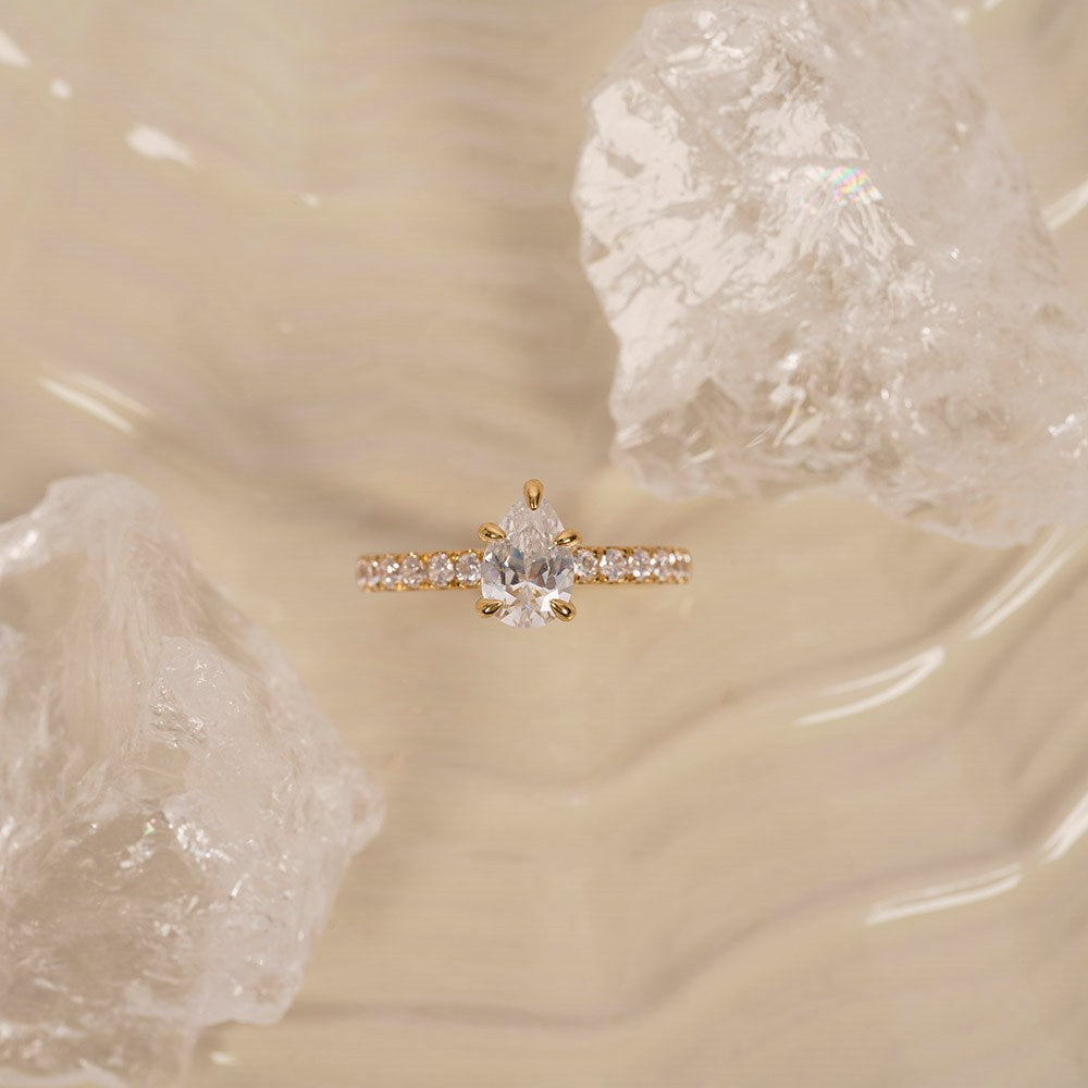 LUXURY Modern Tropfen 14kt. Goldring m. Lab Grown Diamant 1,4ct TW/VS2