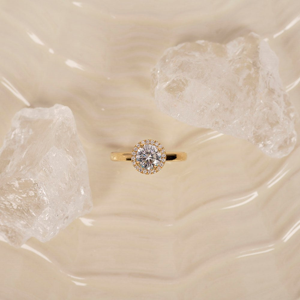 LUXURY Halo rund 14kt. Goldring m. Lab Grown Diamant 1,12ct TW/VS2