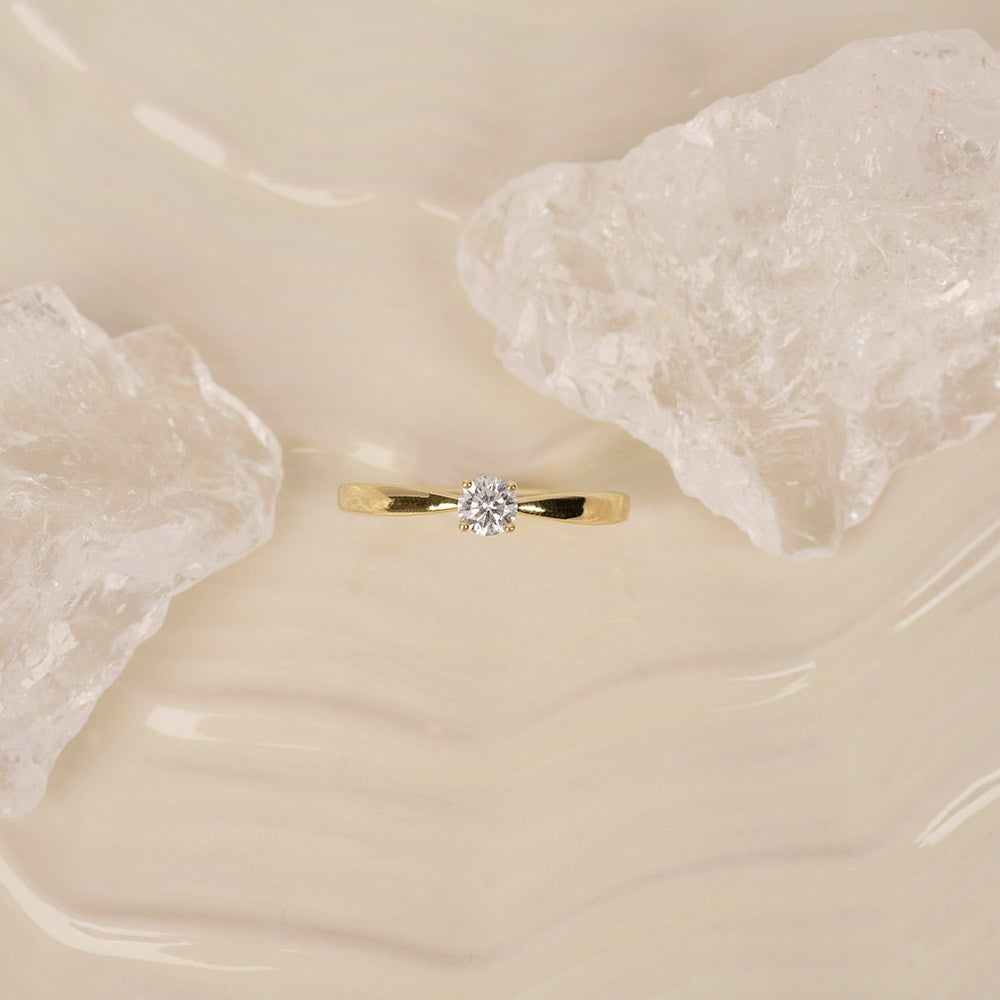 LUXURY 14kt. guldring m. lab grown diamant 0,25ct TW/VS2