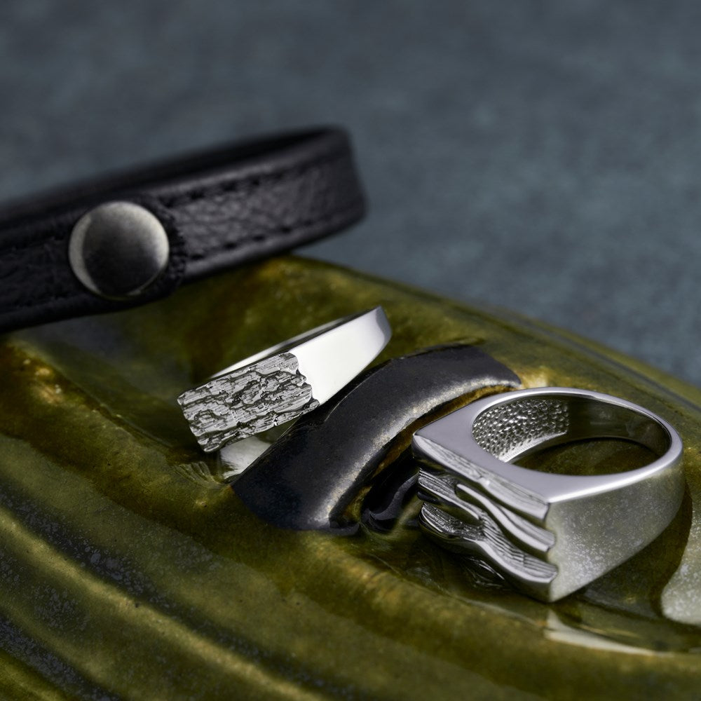 Stange. Silberne Ringplatte mit Muster - Rhodiniert / 70