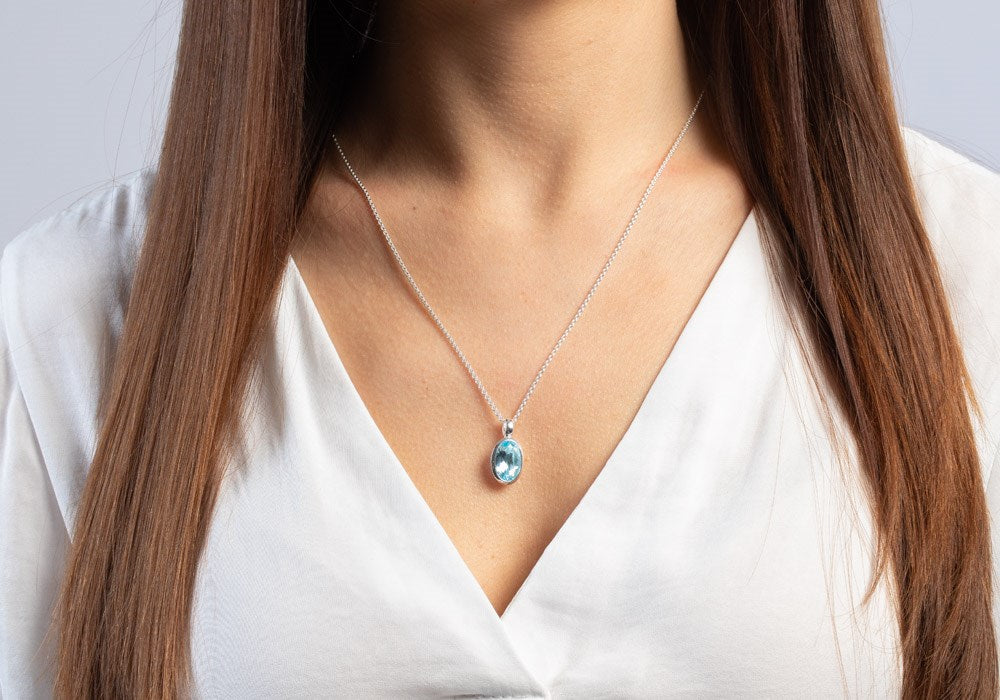 925/- Vedhæng blank, blå topas 3,3ct