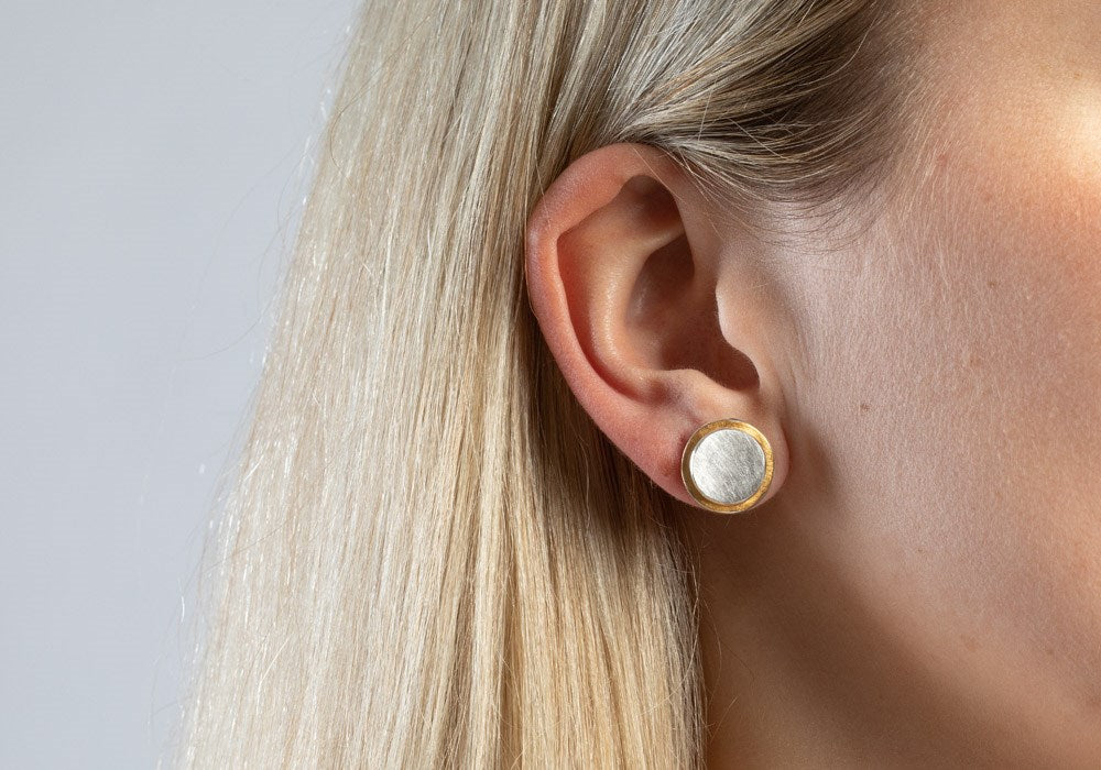 925/- Earrings, partially fg brushed