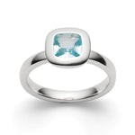 925/- Ring, rho. Poliert, Blau Topas 1,07ct