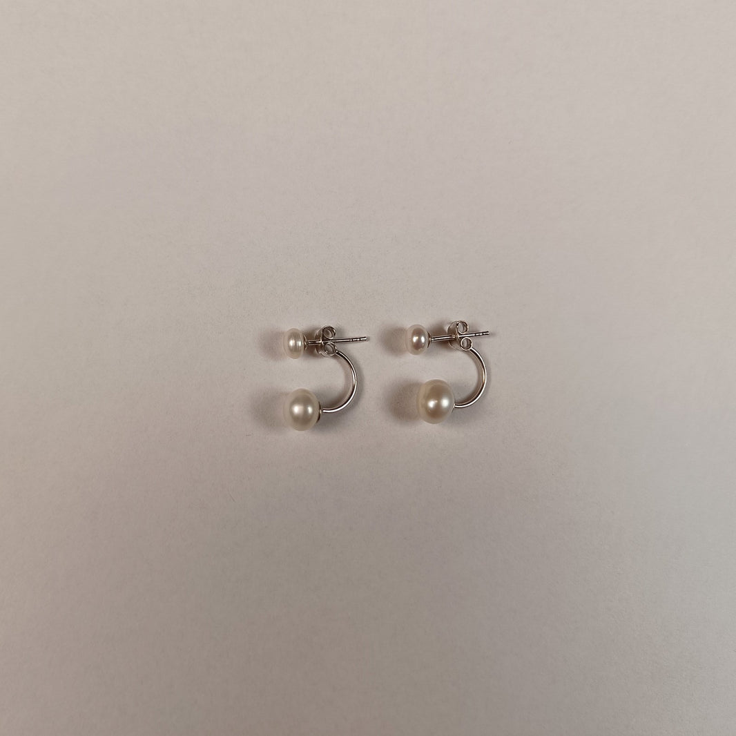 Rhd. silver earring double freshwaterpearl