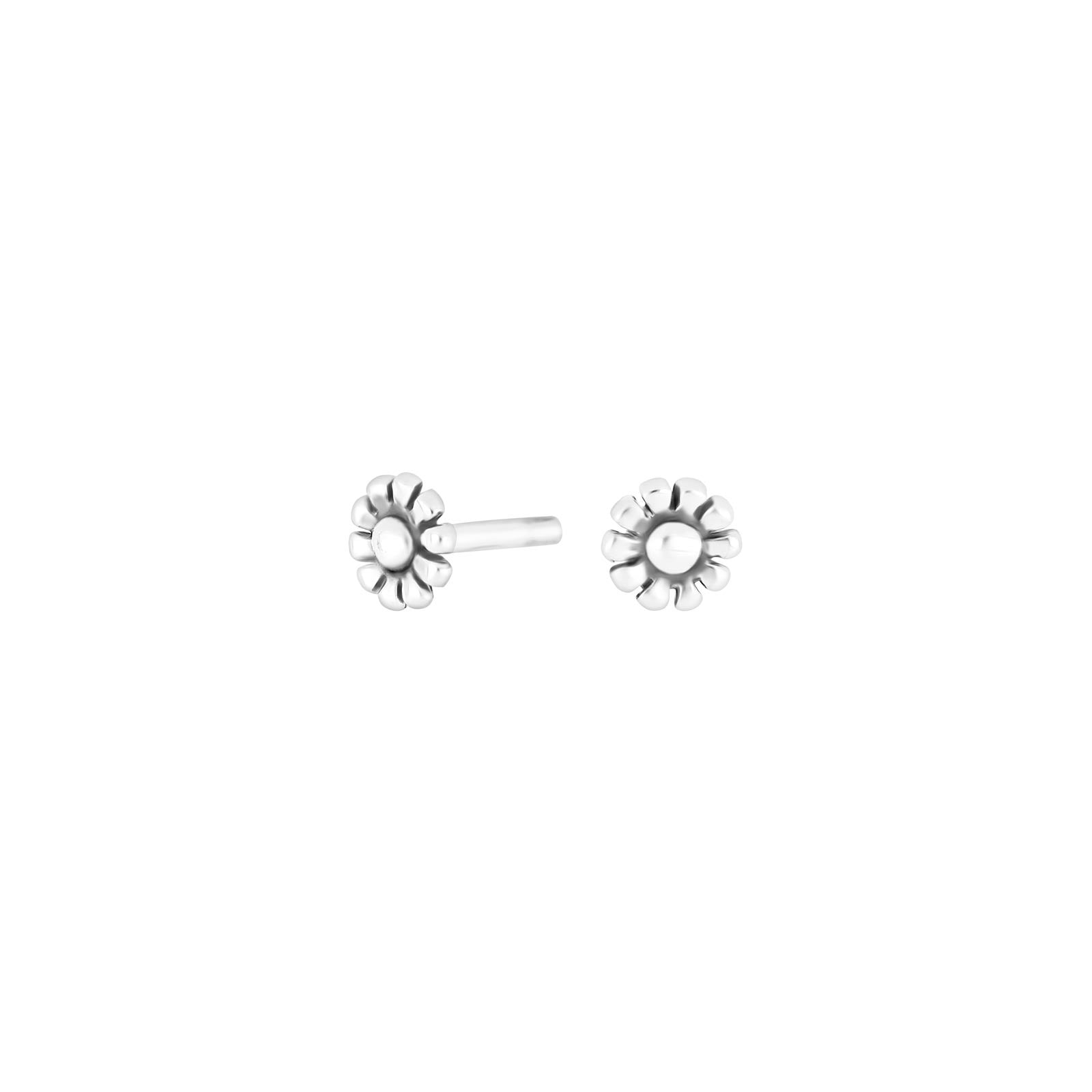 Silver earring flower