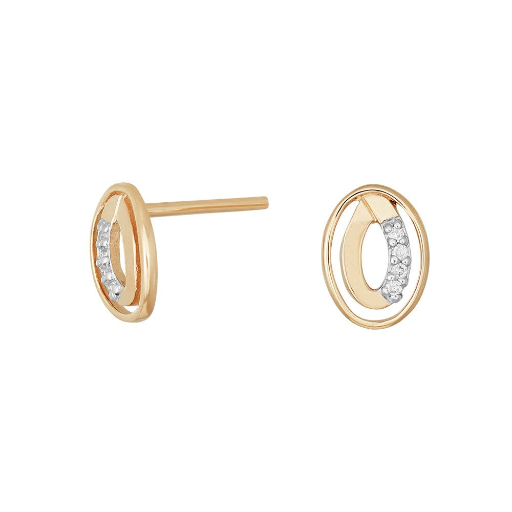 14 kt. Gold ear studs w. dia. 0.04ct W/SI