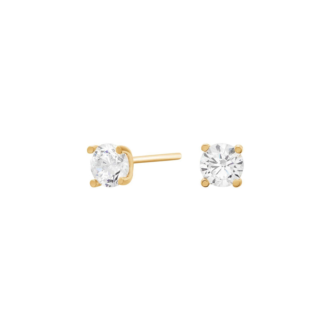 8ct. gold earrings in 4 claws w/4,5mm cz