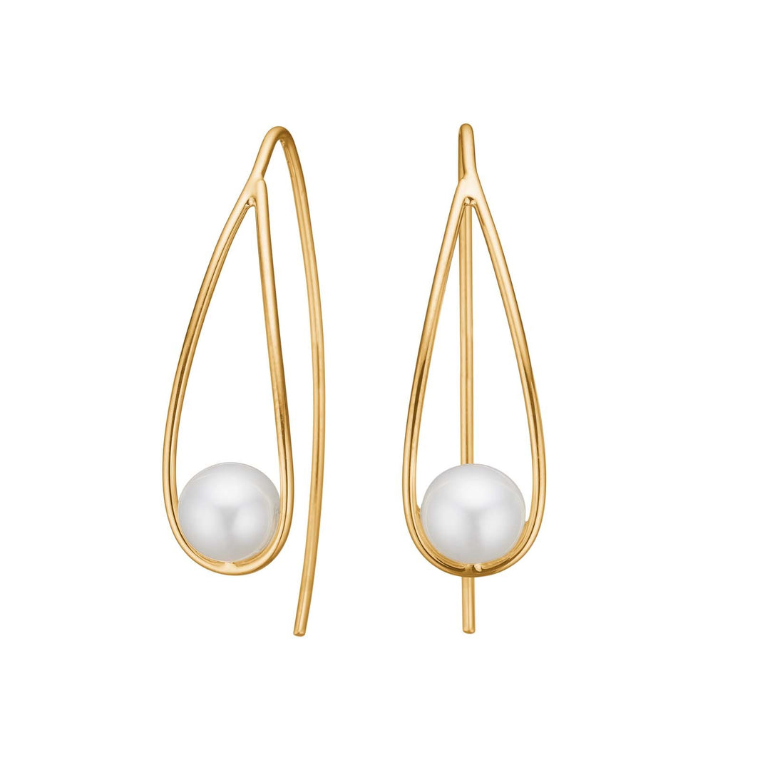 8ct. gold earrings w. FWP