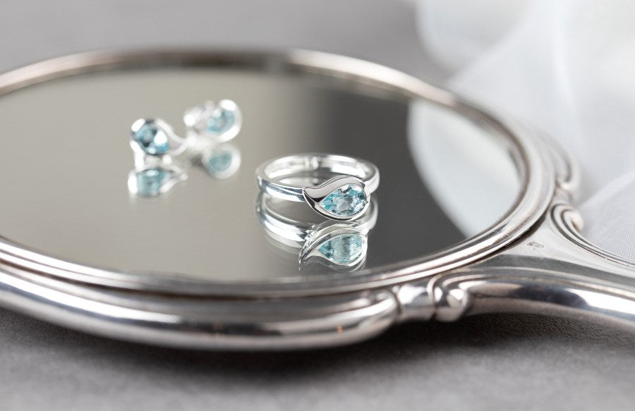 925/- Ring glänzend, Blautopas 1,13ct