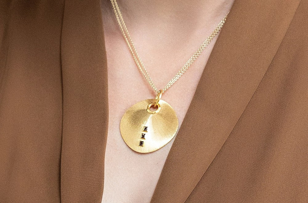 925/- Vedhæng, mat/børstet fg, RQ 0,21ct