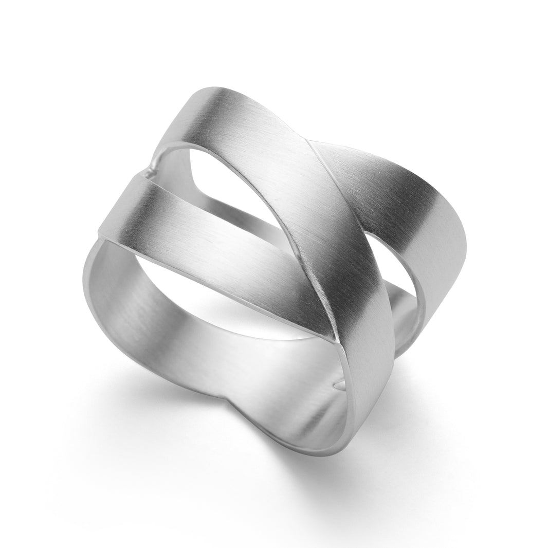 925,- Ring mat - 56 / Ej rhodineret