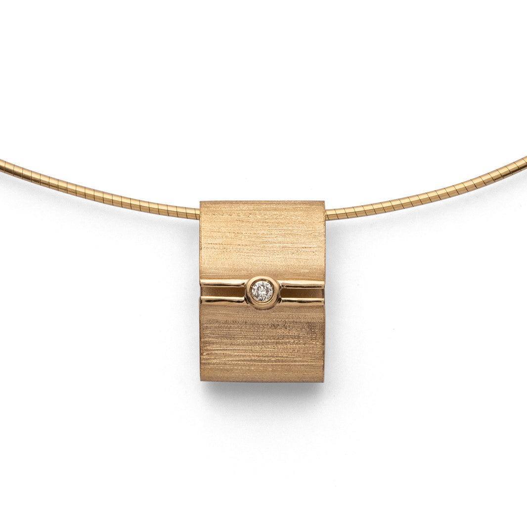 750/- Vedhæng mat/børstet, br. 0,02ct W-SI