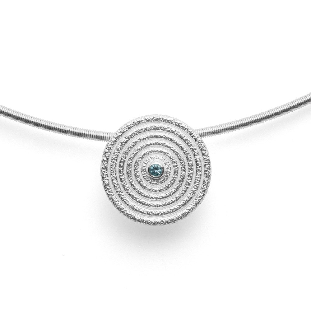 925/- Vedhæng mat/børstet, blå topas 0,03ct