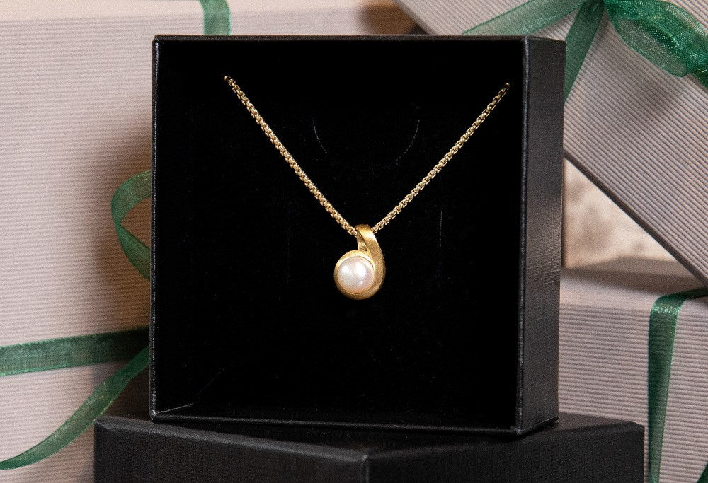 925/- Anhänger, vg. matt., Zuchtperle weiß 3,52ct