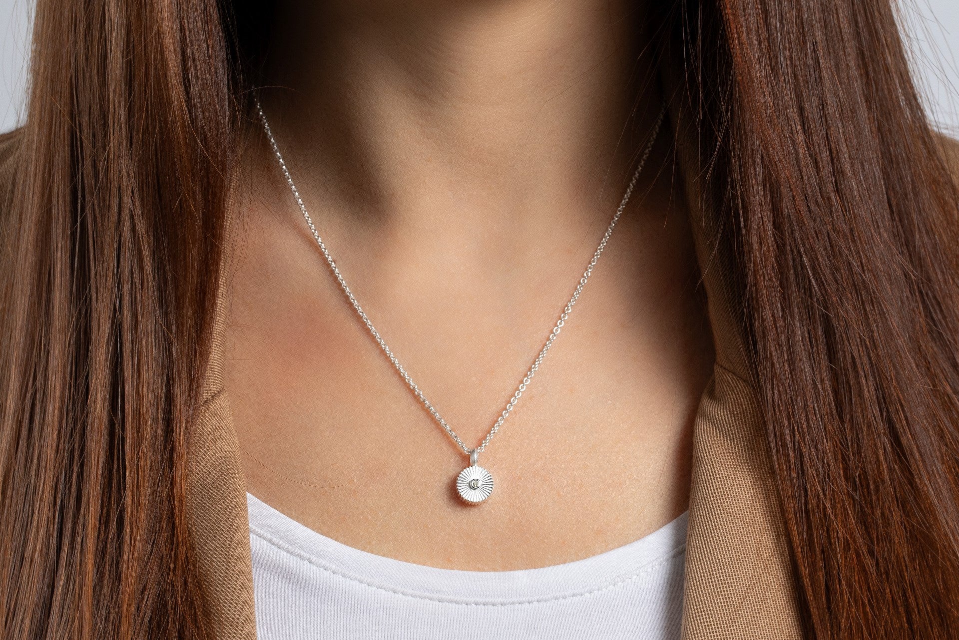 925/- Vedhæng matet, brillant 0,02ct W-SI
