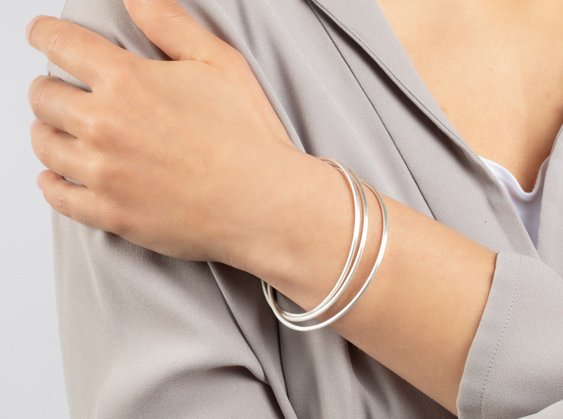 NOK 925 matte bangle.