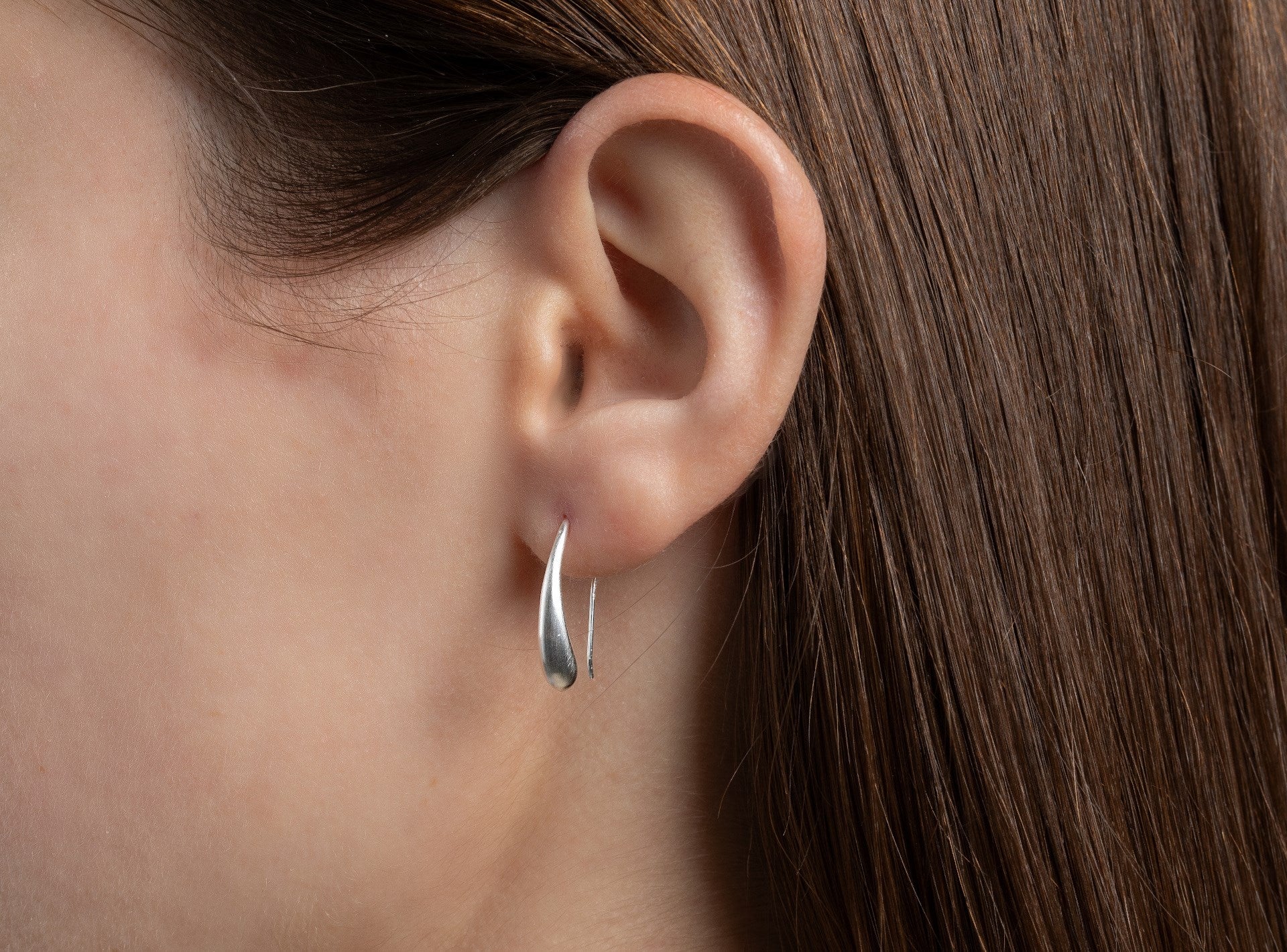 NOK 925 matte ear hanger
