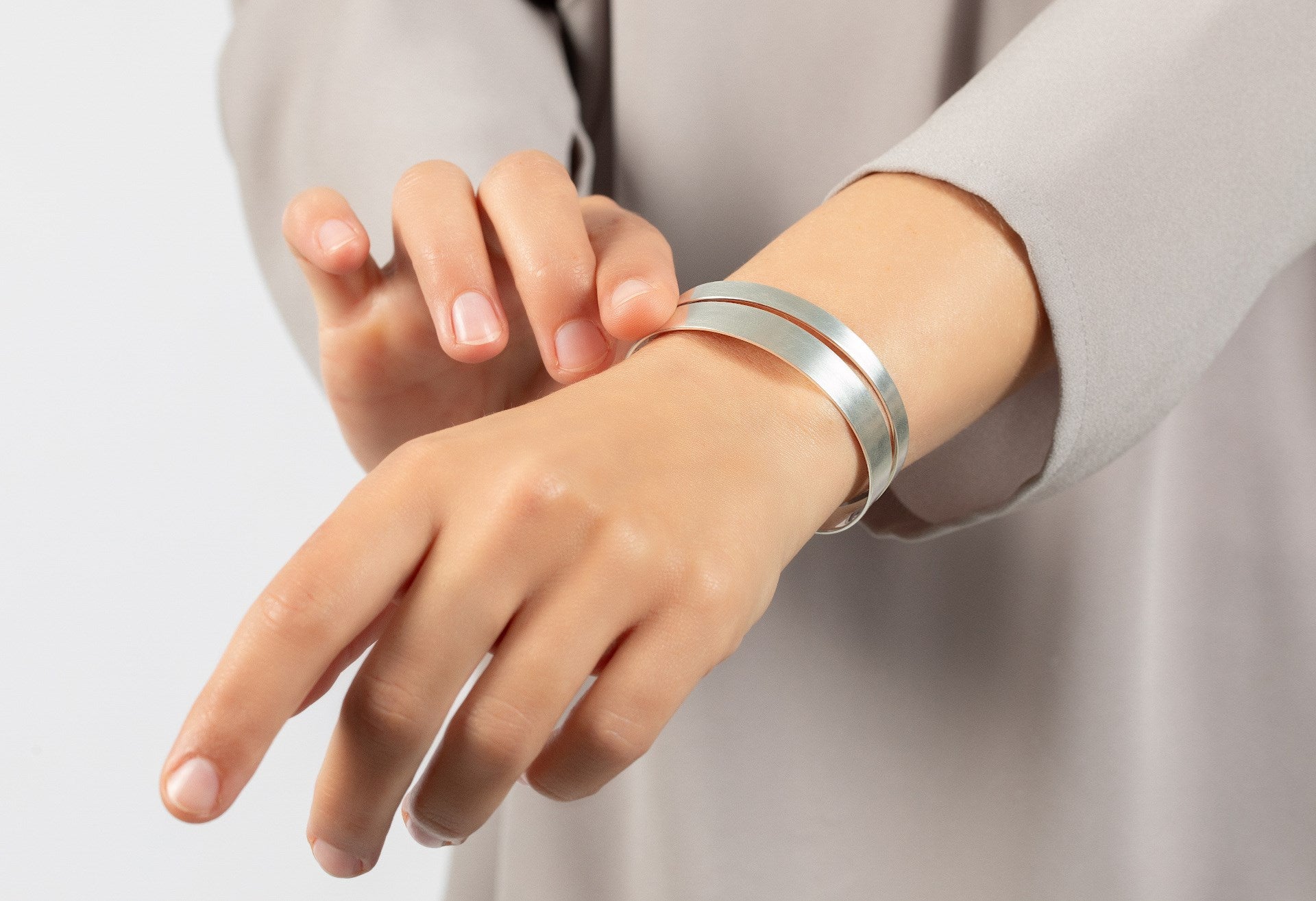 NOK 925 matte bangle.