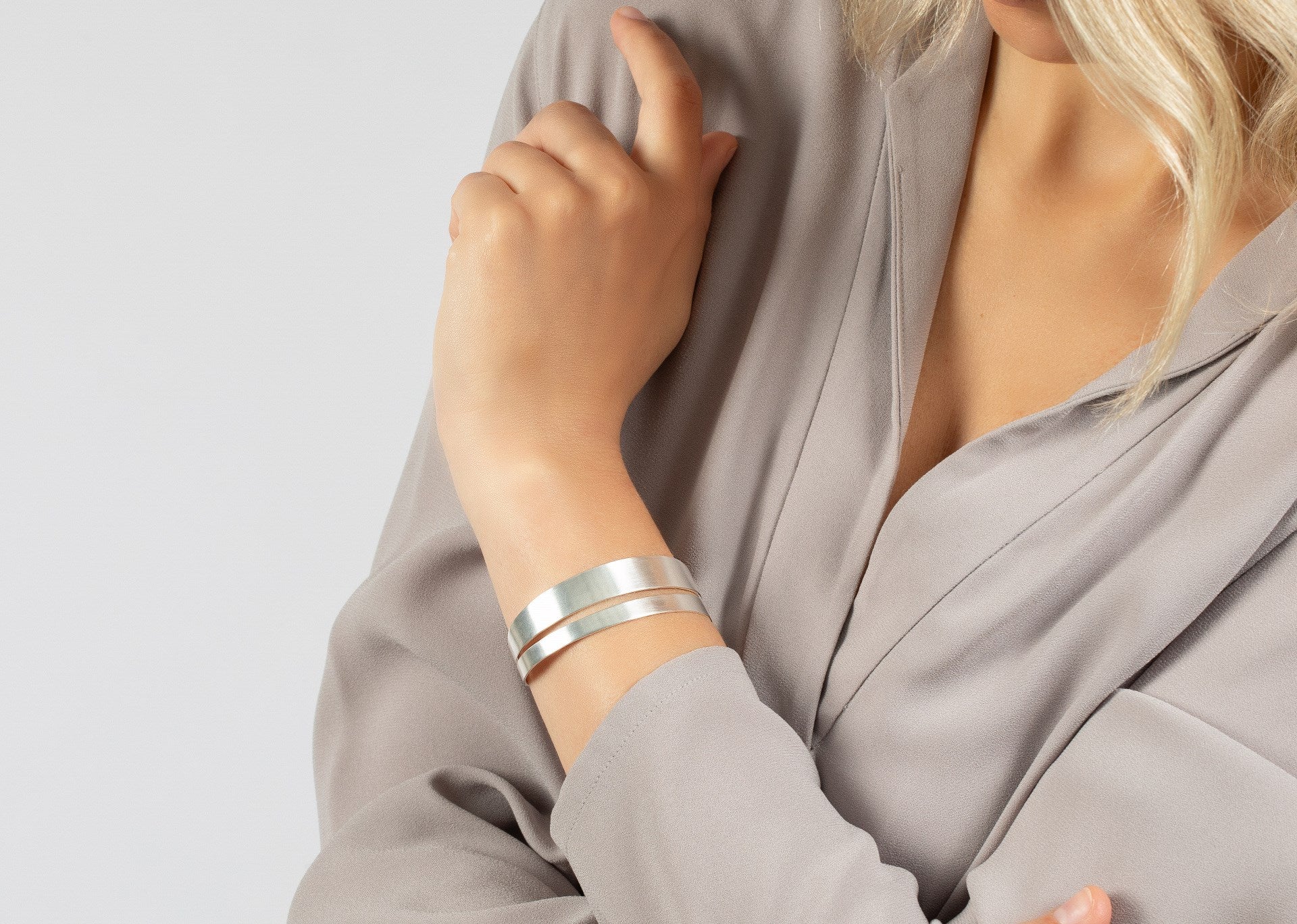 NOK 925 matte bangle.