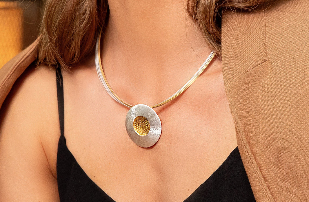 925/- Anhänger, teils fg, gebürstet