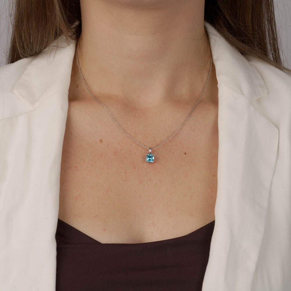 925/- Vedhæng blå topas 1,47ct. Poleret