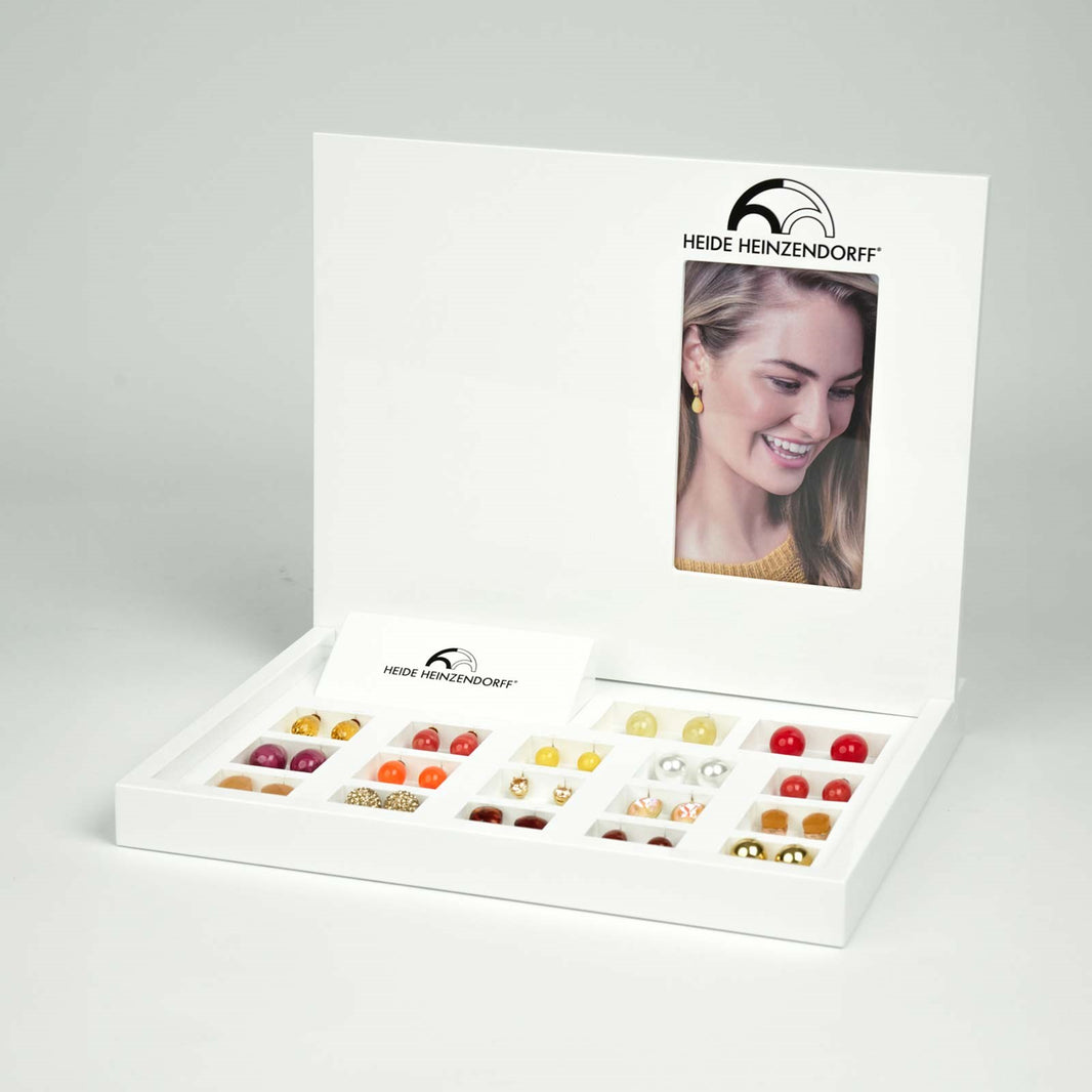 Heinzendorff display til 17 øreringe