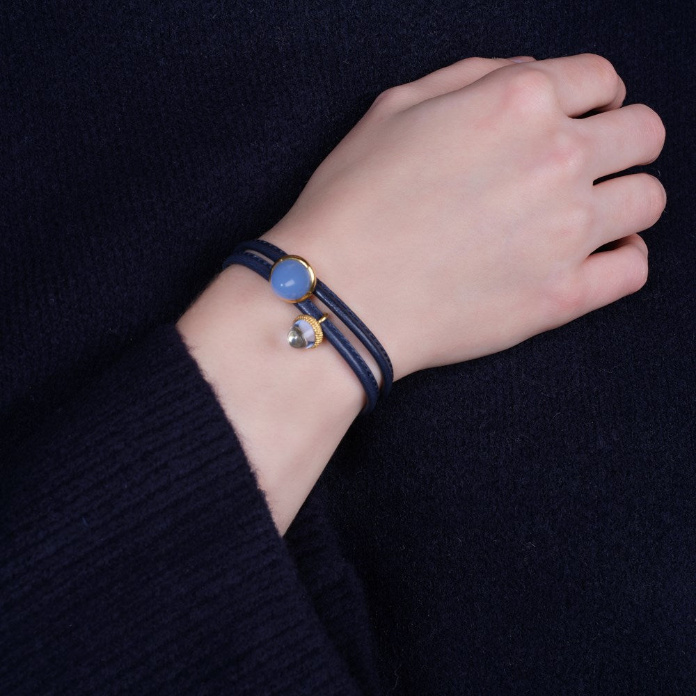 Leather bracelet silver clasp